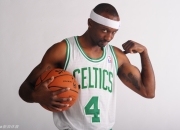 南宫体育- 波士顿凯尔特人训练开放日，窗口期豪取连胜引欢呼，葡超在即，年轻球员得到机会