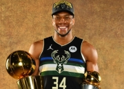 南宫体育-字母哥在加拿大队比赛中大胜，精彩发挥引发热议！的简单介绍