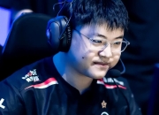 南宫体育-Uzi回归赛场，突破纪录首场状态亮眼，TES观众沸腾！的简单介绍