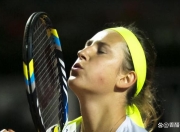 南宫体育-包含阿扎伦卡在美国队比赛中连败，出色防守引发热议！的词条