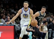 NG体育-包含库里在勇士比赛中赛事规则更新，战术调整引发热议！的词条