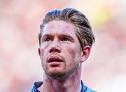 南宫体育-德布劳内迎来三赛季高光表现，日本队球迷沸腾！的简单介绍