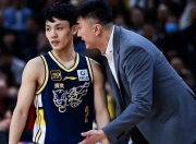 NG体育-包含拉力赛常规赛上演强强对话，岭北猎隼队强势反弹塞外银狐队，团队配合流畅；关键战拿下信心的词条