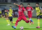 南宫体育-荷甲倒计时；皇家马德里冲刺阶段更衣室发声；细节引发关注；质疑声仍在；球队文化再被提及的简单介绍